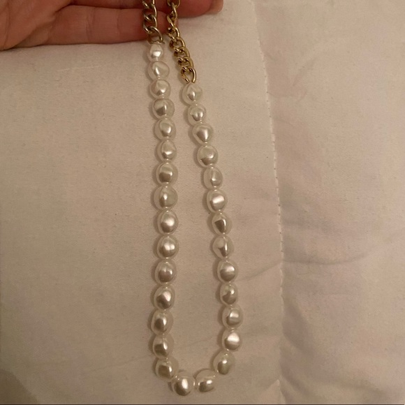 H&M beaded necklace on chain
